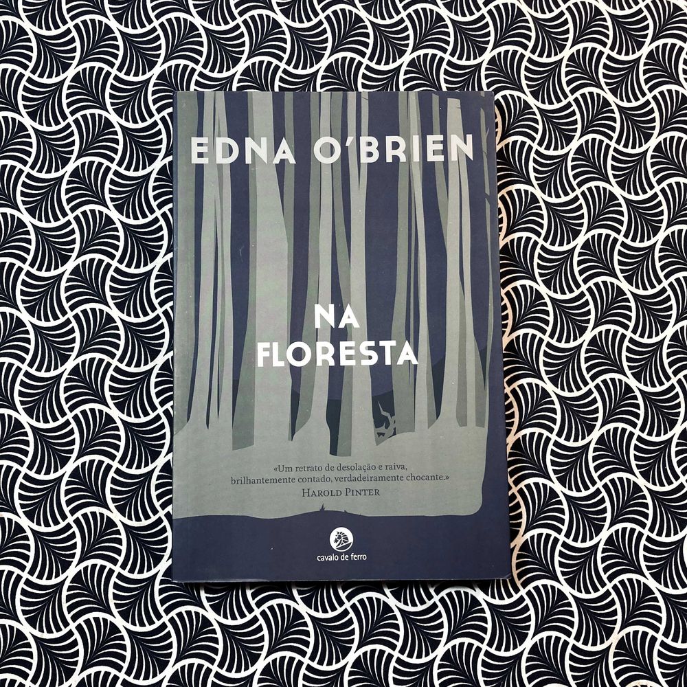 Na Floresta - Edna O'Brien